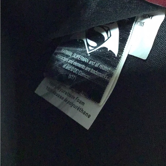 DC Comics Wonder Woman Crossbody/Handbag, Bonded Leather, Maroon & Gold - Picture 11 of 11